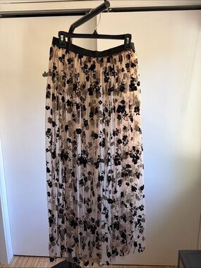Sz L Chiffon Mesh Floral embroidered see through maxi Skirt Black Floral on Nude